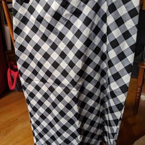 Black and White Checkered Pencil Skirt